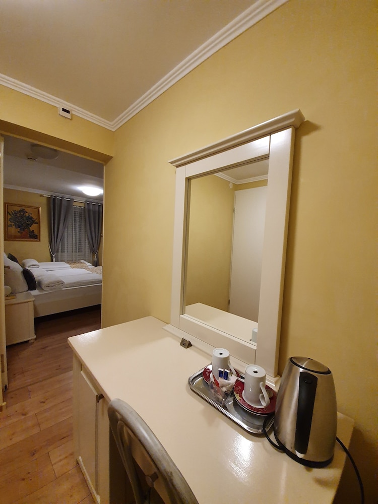 Standard Triple Room - Photo 18