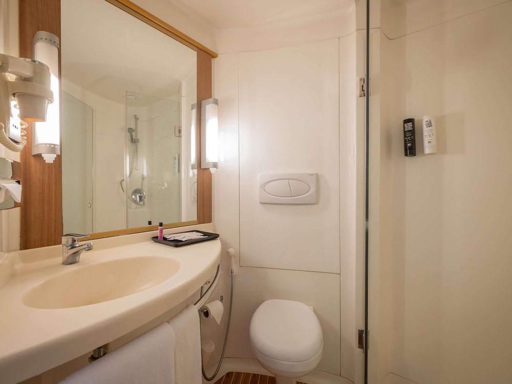 Superior Room, 1 Double Bed, Pool View photo 1