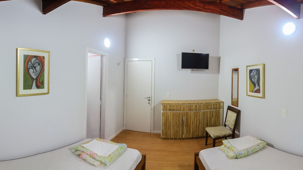 Twin Room (master) photo 2