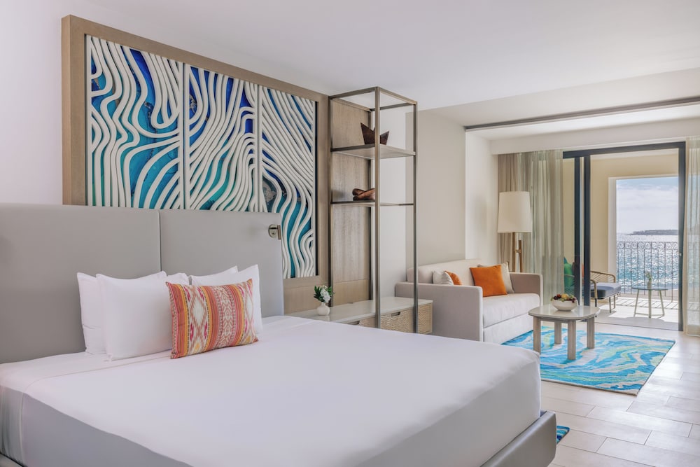Deluxe Room, 1 King Bed, Ocean View