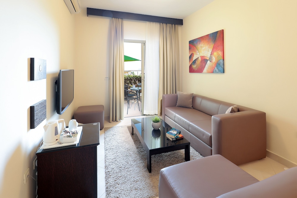Family Suite, Terrace (Superior)