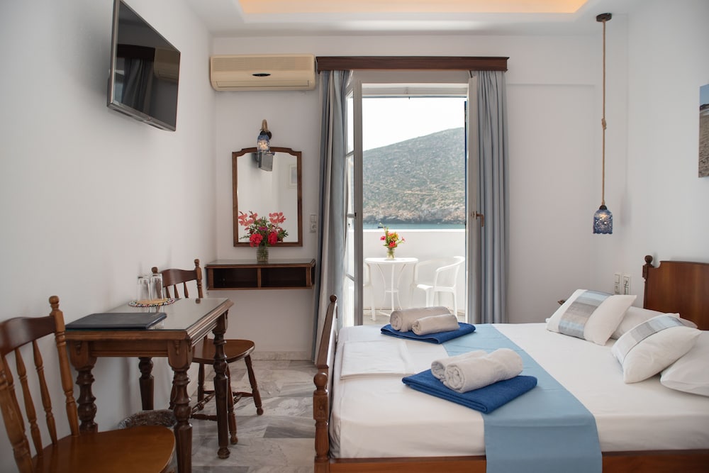 Standard Room, Sea View - Photo 11