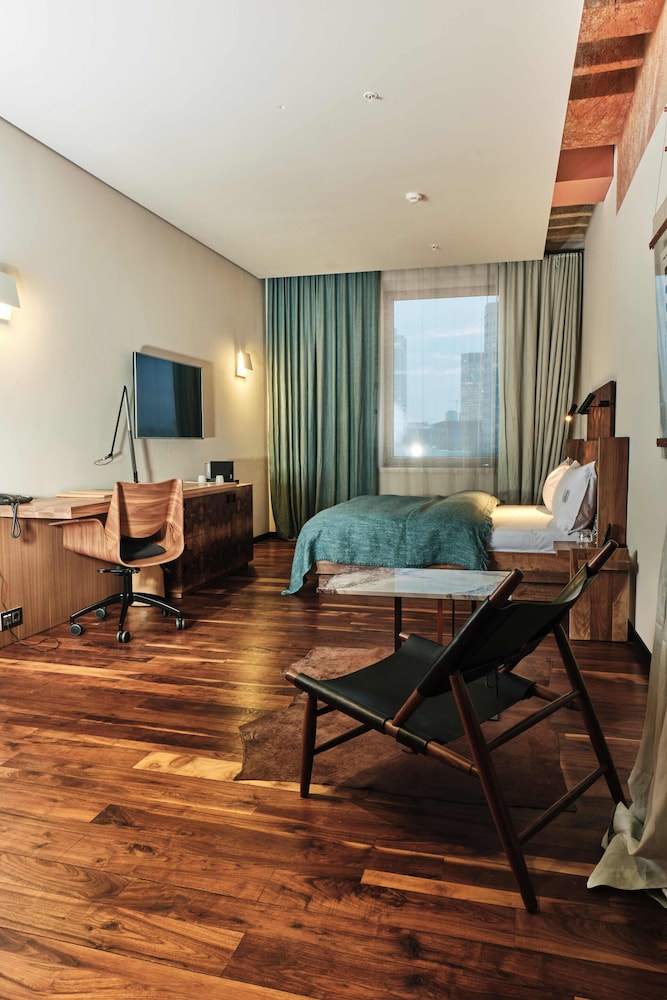 Junior Suite (high floor)