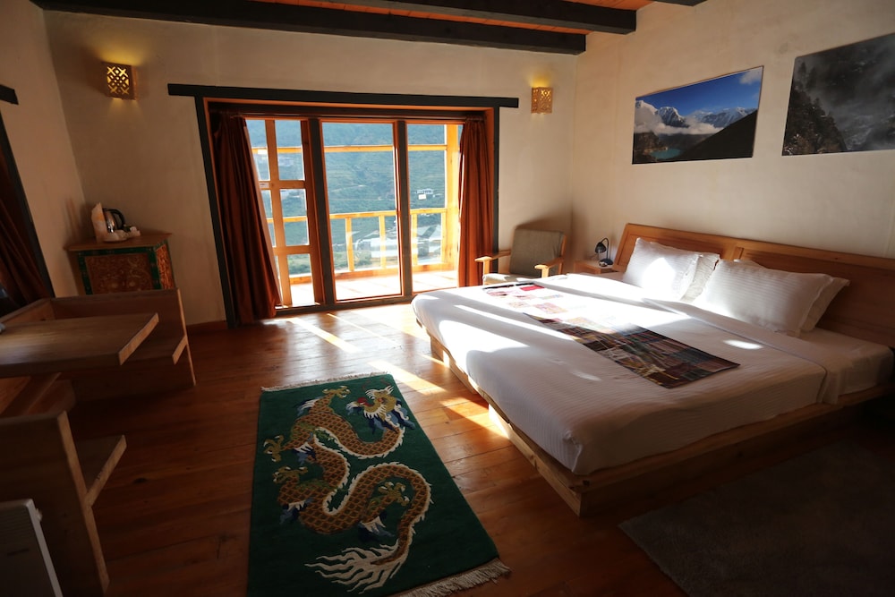 Deluxe Room, 1 Bedroom, Mountain View photo 1