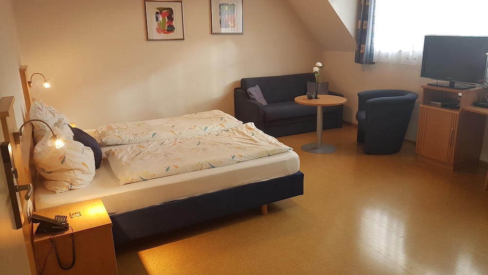Standard Double Room, Accessible, Private Bathroom (OG 1) photo 2