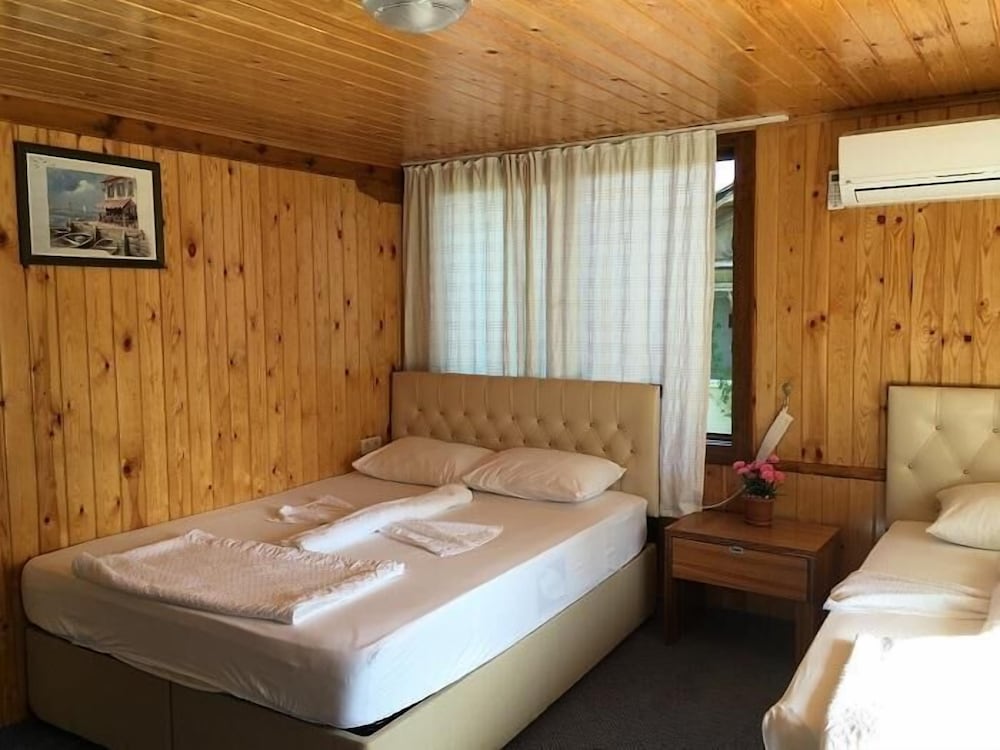 Triple Room, Balcony, Sea View photo 1