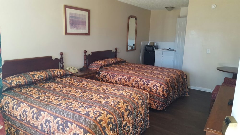 Classic Room, 2 Double Beds, Non Smoking