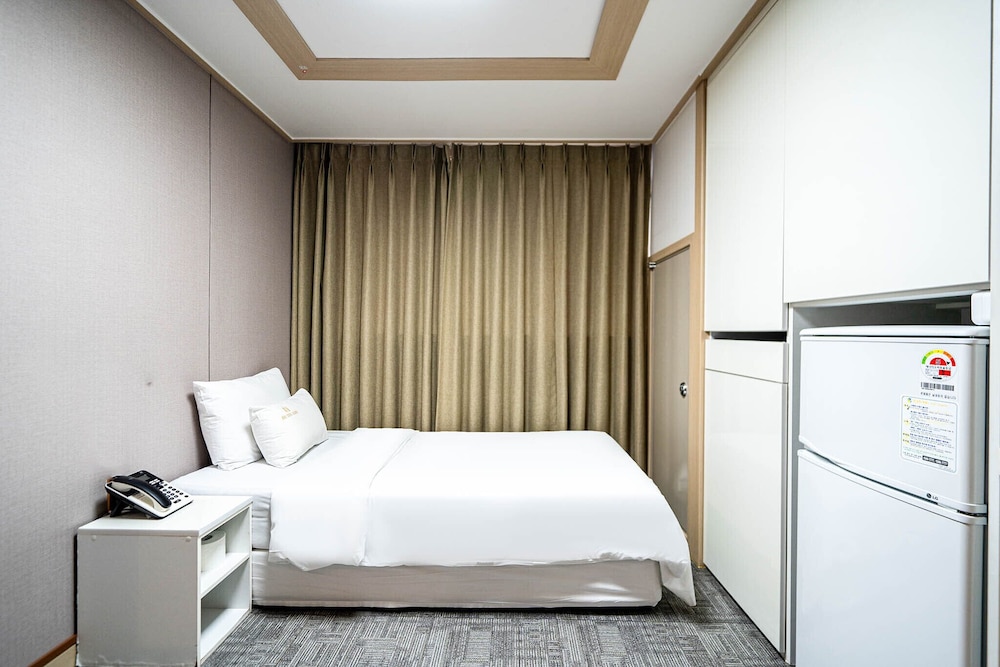 Standard Single Room photo 3