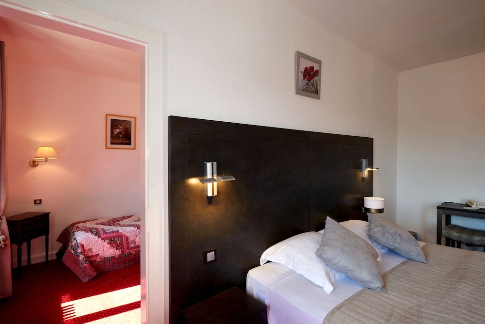 Comfort Triple Room