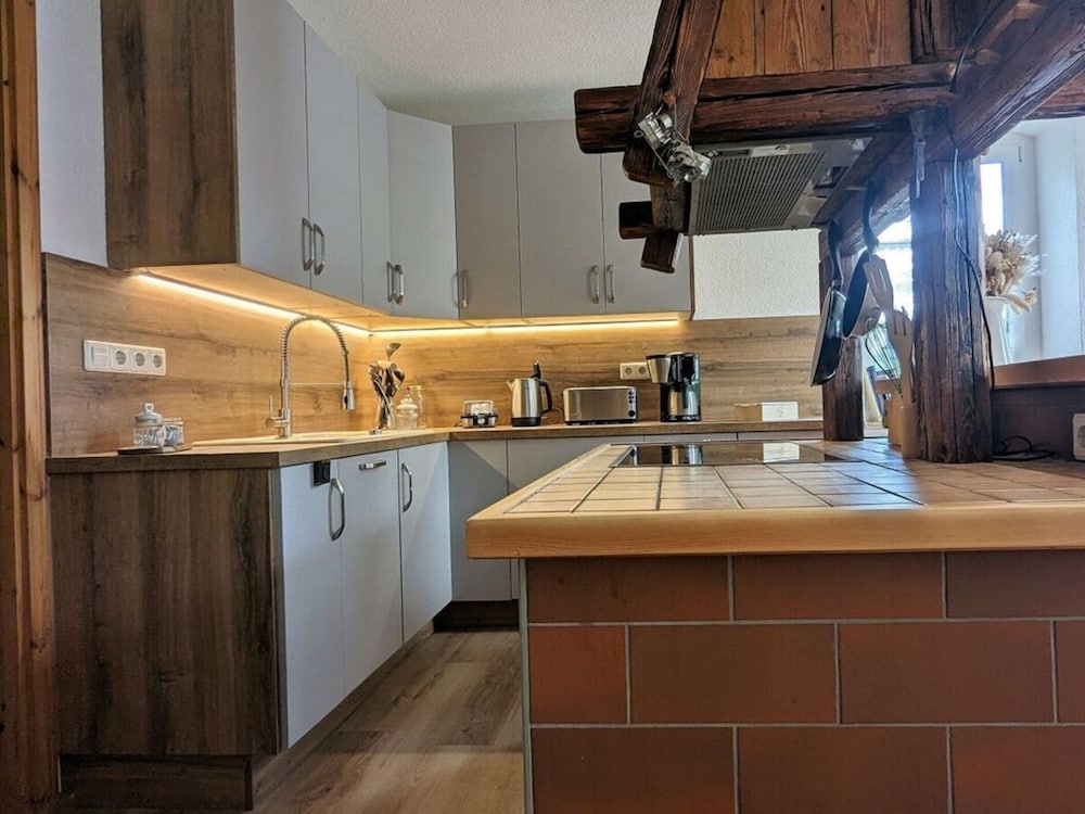 House photo 2