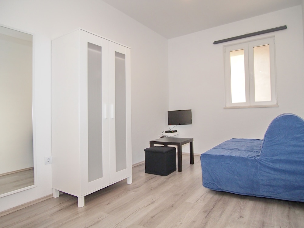 Standard Double Room, 1 King Bed with Sofa bed, Bay View photo 3