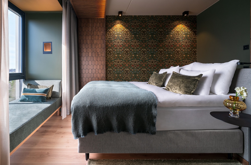 Signature Room (Cove) - Photo 1
