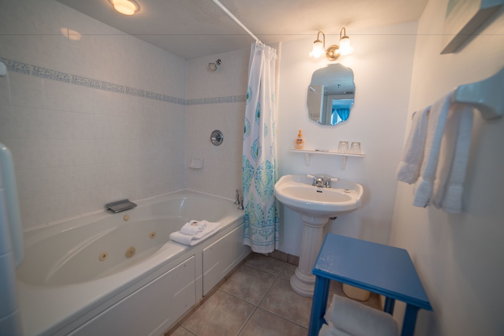 Superior King Room photo 3