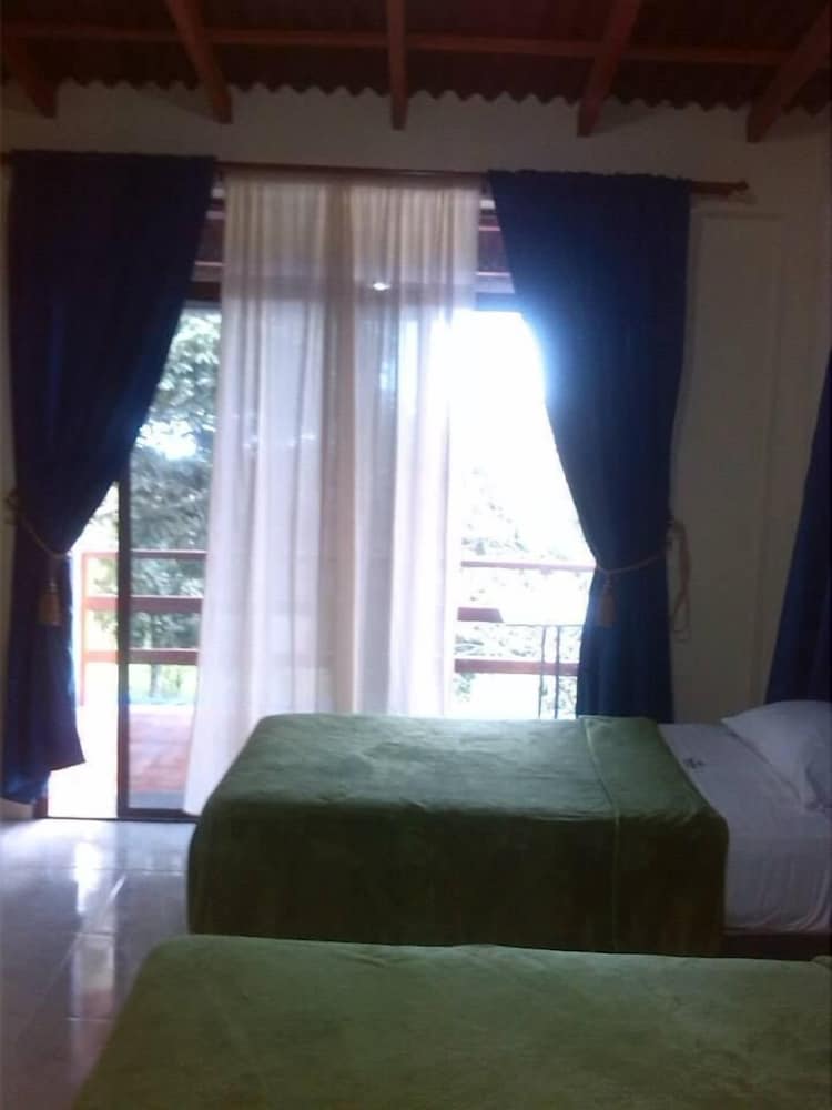 Duplex (5 People- Air Conditioner) photo 2