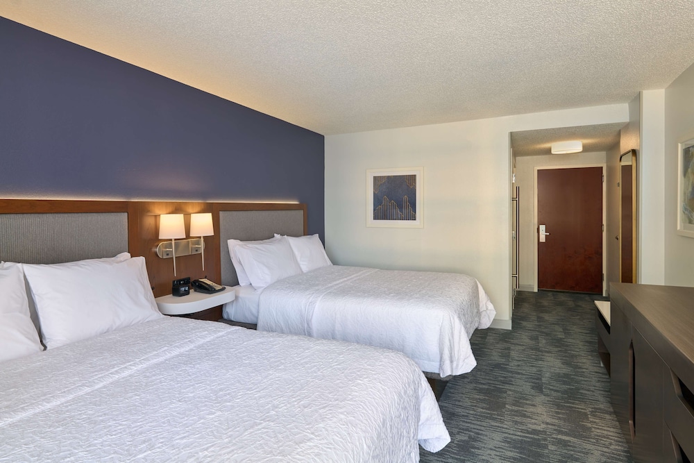 Room, 1 Queen Bed, Non Smoking - Photo 3