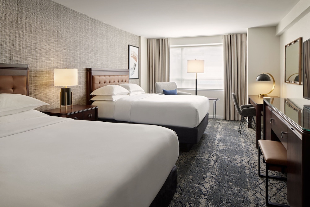Room, 2 Queen Beds, Courtyard View at Sheraton Valley Forge King of Prussia in King of Prussia