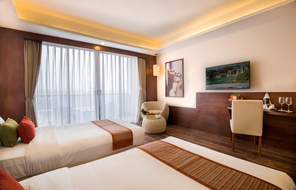 Mountain View Double Room with Bathtub