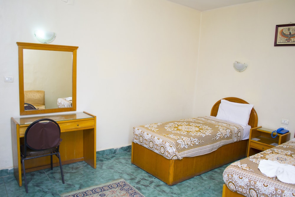 Junior Studio Suite photo 2