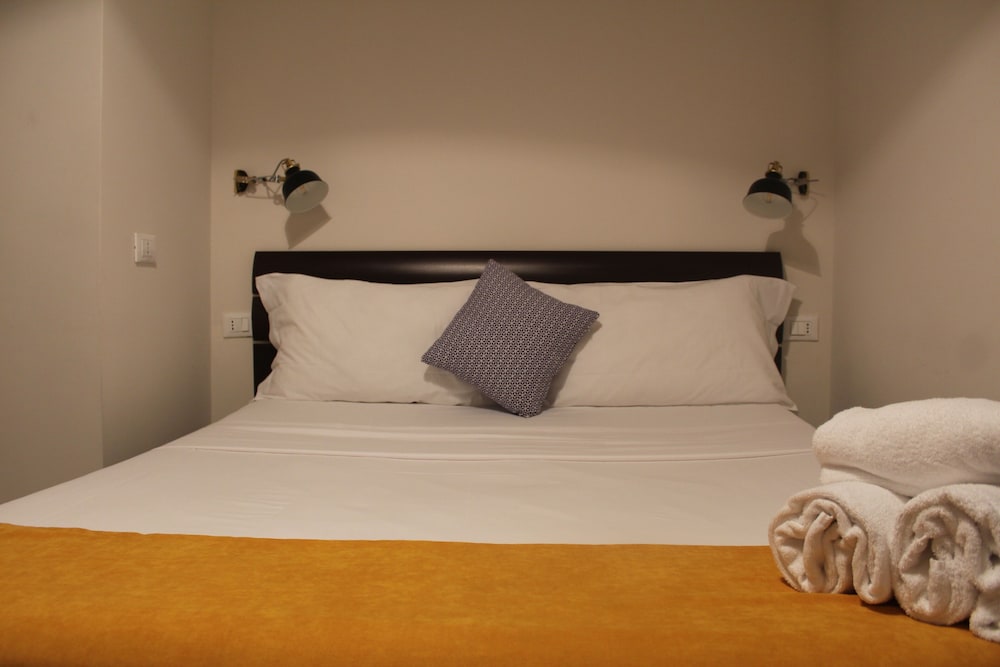 Economy Double Room photo 3