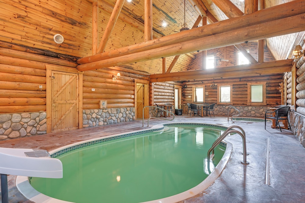 House (4 Bedrooms) photo 2