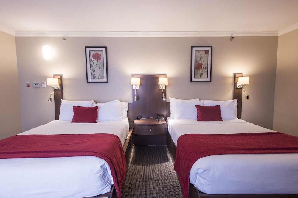 Standard Room, 2 Double Beds, Non Smoking - Photo 3
