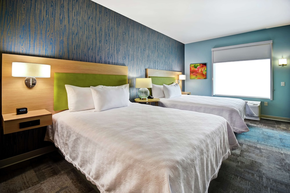 Studio, 2 Queen Beds, Accessible (Hearing)