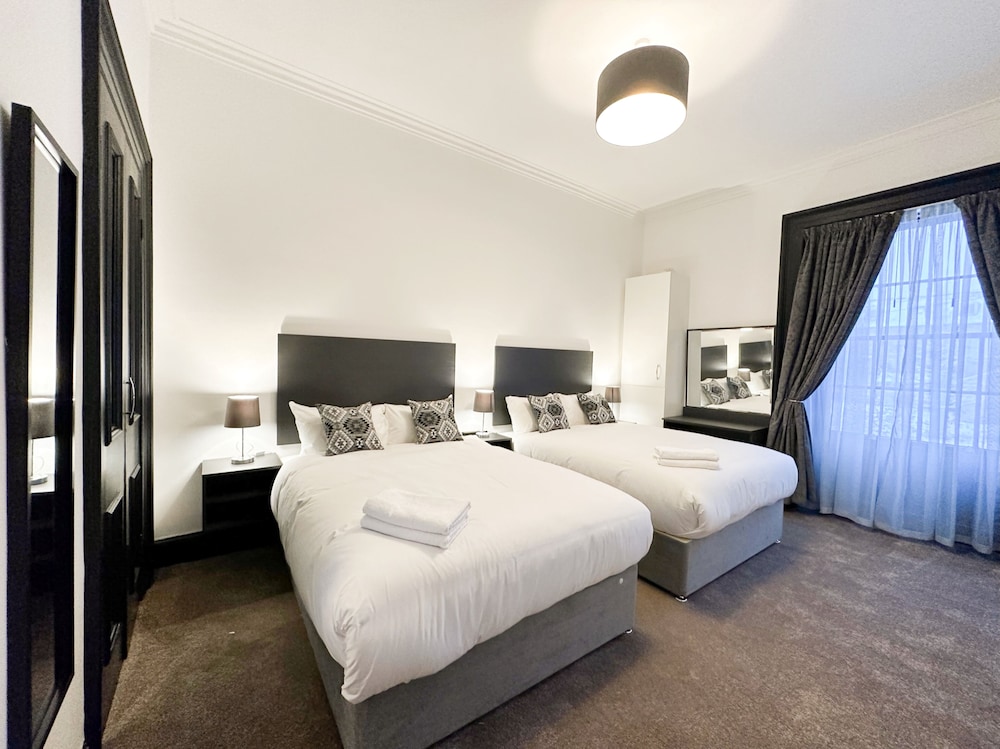 Deluxe Apartment, Private Bathroom (Apartment 4 garden view ) - Photo 4