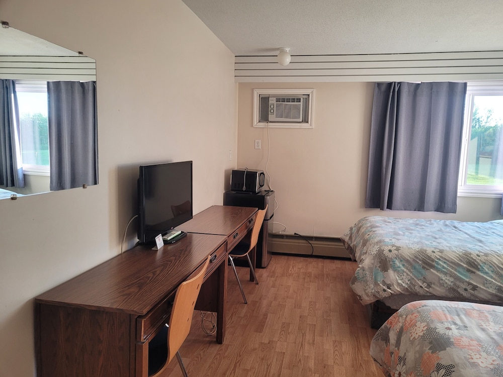 Classic Room, 2 Double Beds photo 3