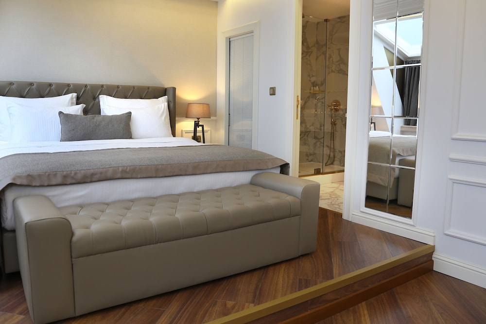 Queen Suite with Sea View photo 3