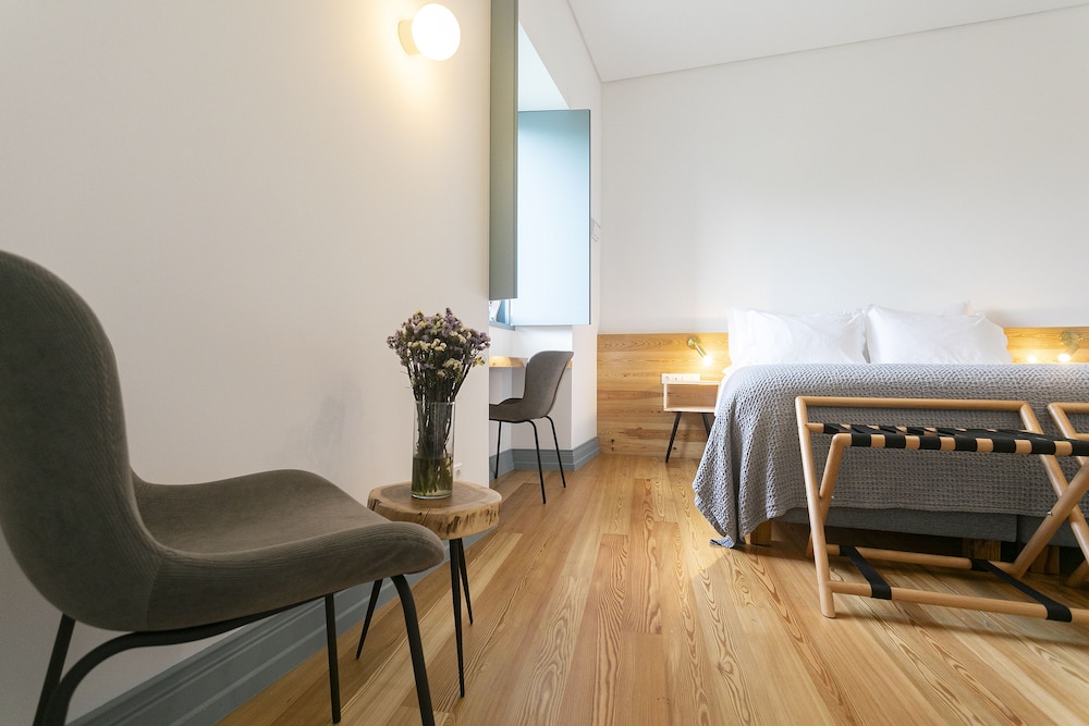 Premium Double or Twin Room, Partial Sea View