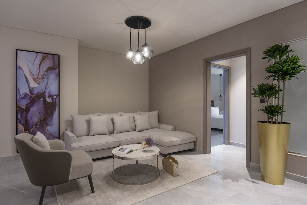 Deluxe Suite, 3 Bedrooms (Residence) - Photo 6