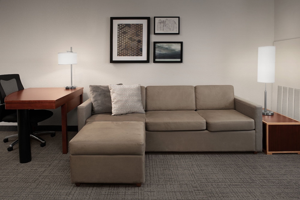 Suite, 1 Bedroom, Fireplace photo 2