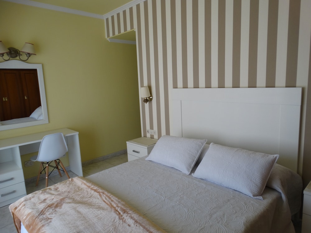 Habitación Doble o con Dos Camas