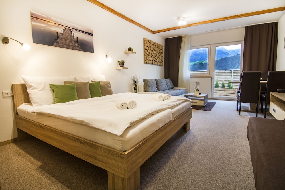 Comfort Studio Suite, Mountain View, Mountainside
