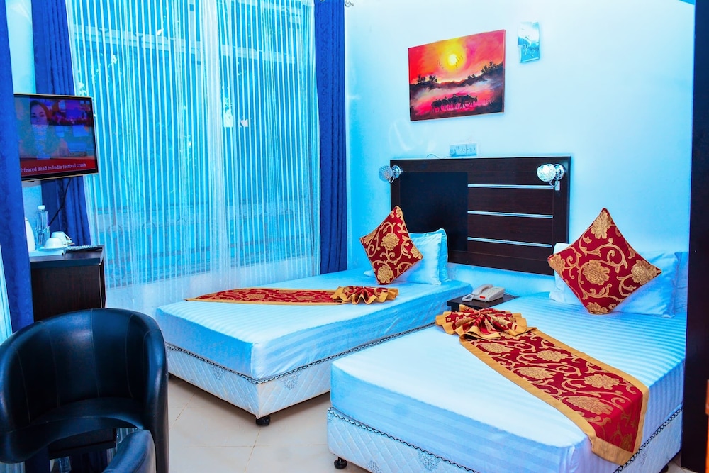 Standard Twin Room photo 3
