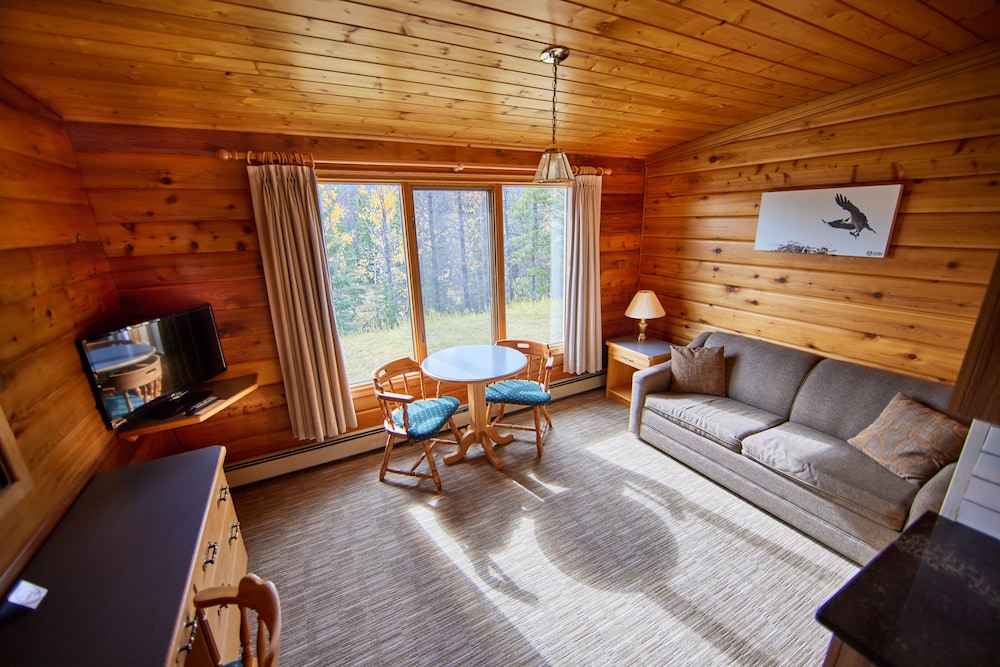 Junior Double Room, 1 Queen Bed With Sofa Bed, Kitchenette photo 3
