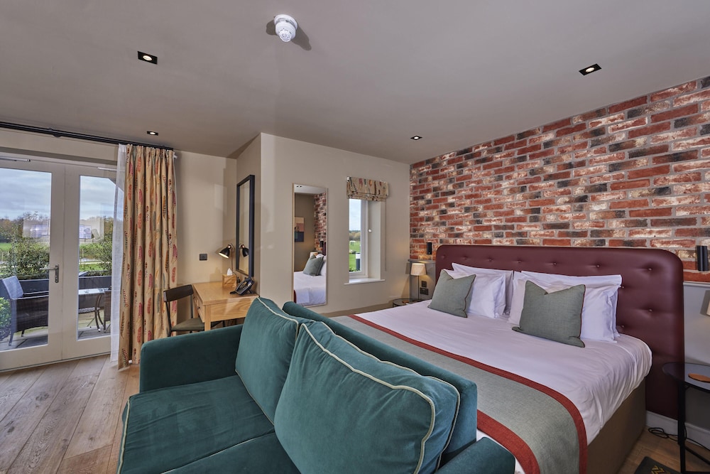 Standard Double Room photo 3