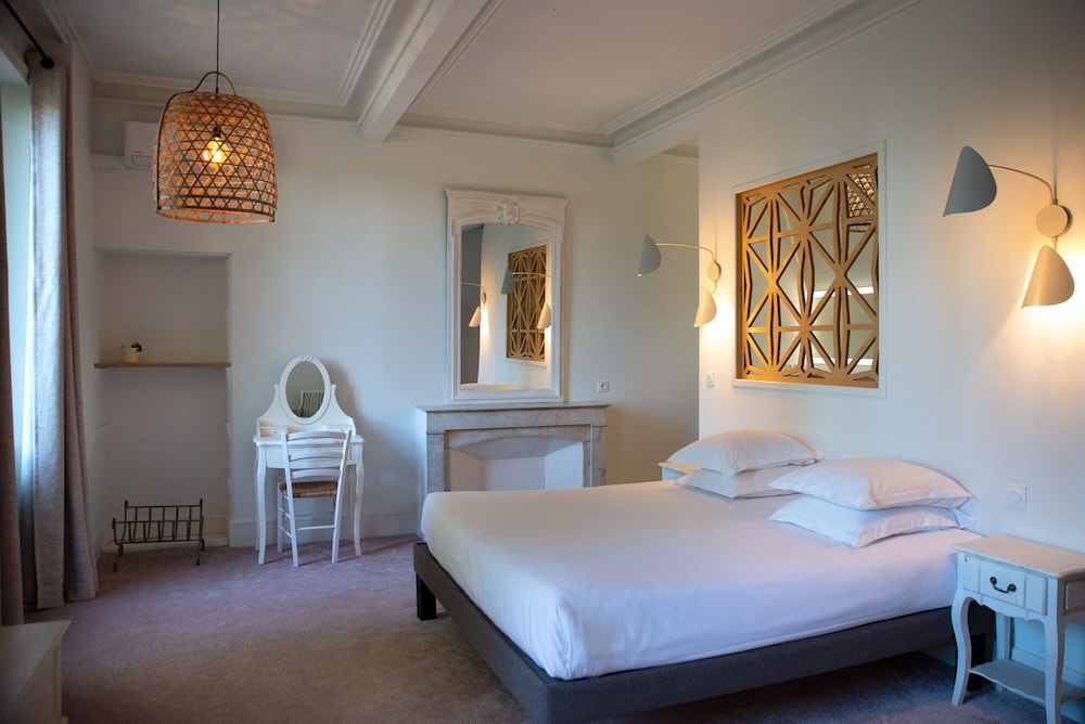 Room (Sand) photo 1
