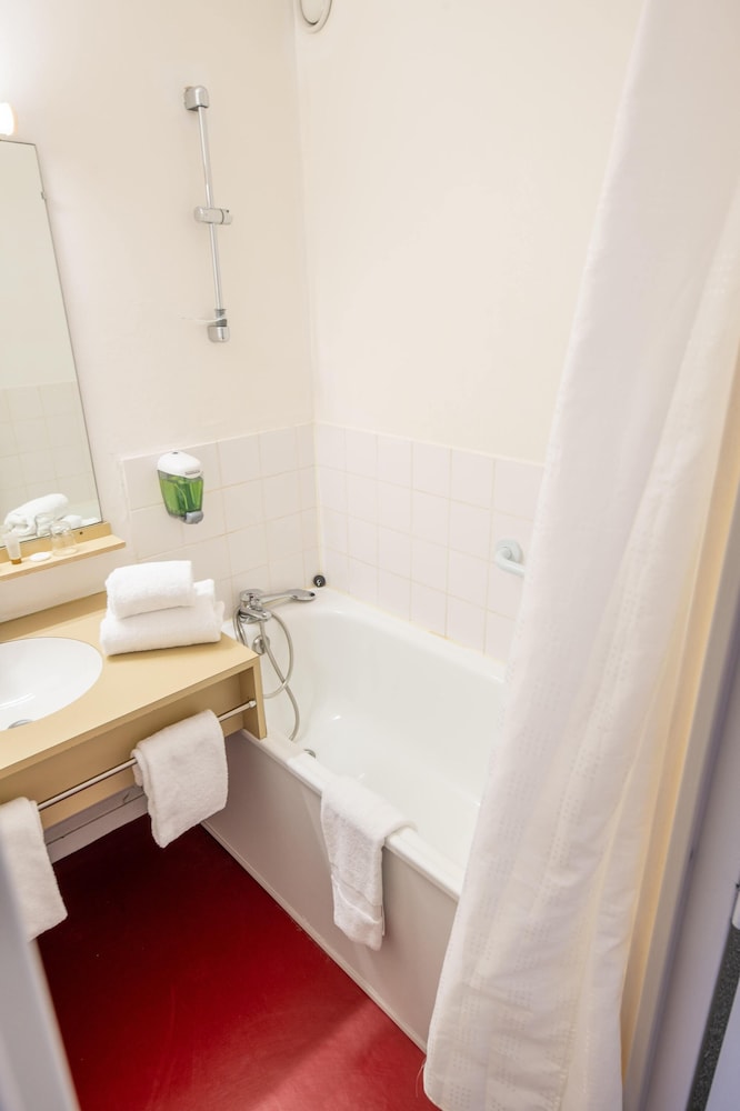 Triple Room - Photo 6