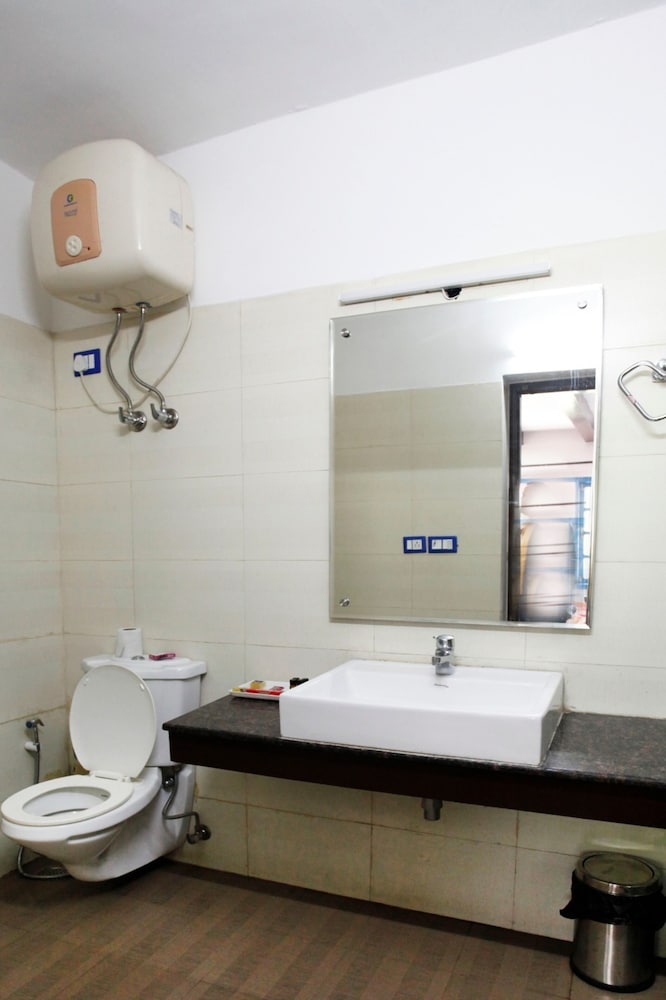 Premium Room - Photo 7