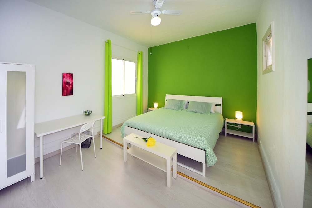 Habitación Doble, Baño Compartido (Verde)