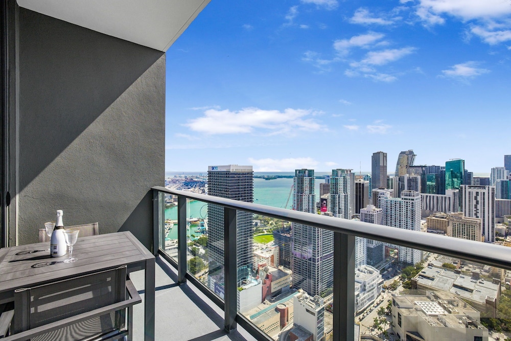Deluxe Studio, Balcony, City View photo 1