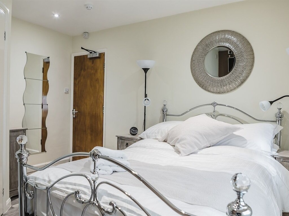 Deluxe Double Room, Ensuite photo 1