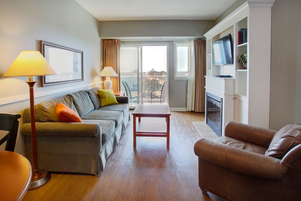 Suite, 2 Bedrooms, Mountain View photo 1