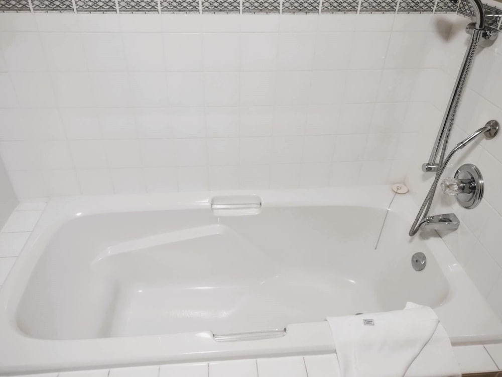 Executive Suite, 1 Bedroom, Non Smoking, Kitchen photo 3