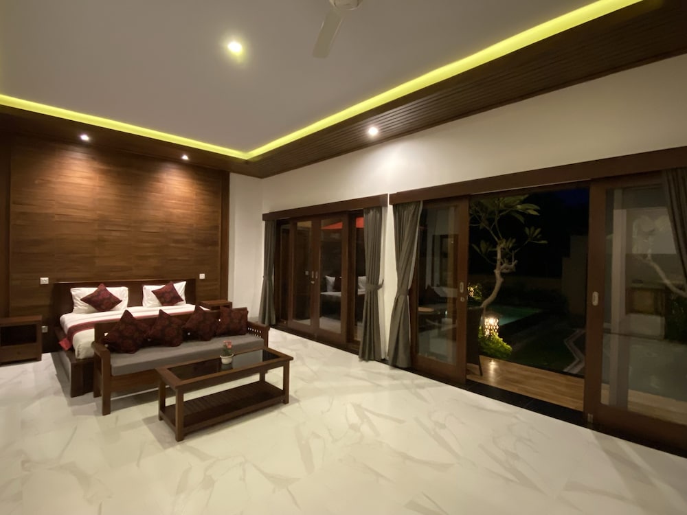 Luxury Villa, 1 Bedroom, Private Pool photo 3