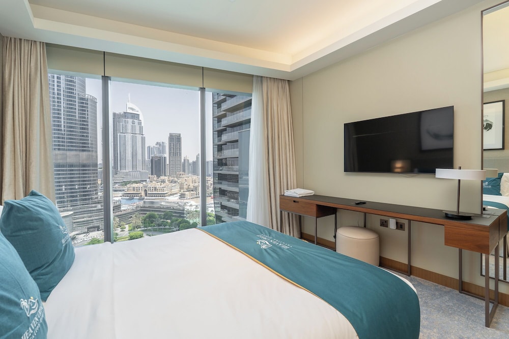Premium Apartment, 3 Bedrooms, Balcony, City View photo 2