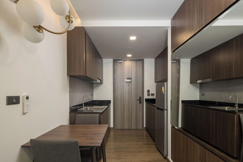 Premier Room, 1 Twin Bed - Photo 11