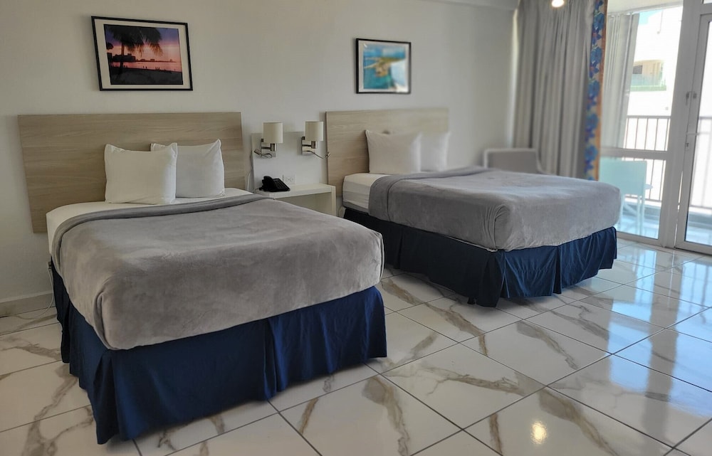 Superior Studio, 2 Double Beds photo 2