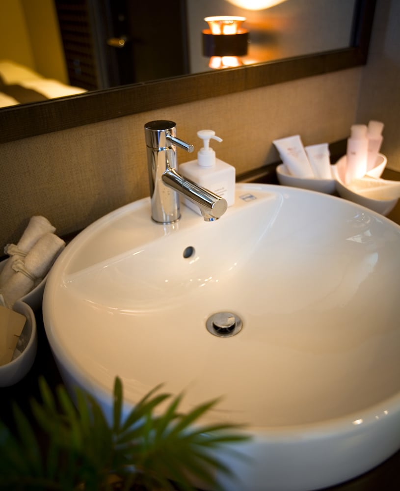 Twin Room with Private Bath, Non-smoking photo 2